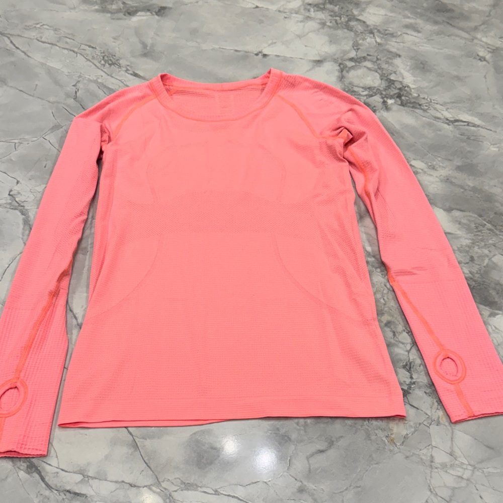 Lululemon Long Sleeve Swiftly Size 6